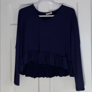V-neck cropped long sleeve NWT